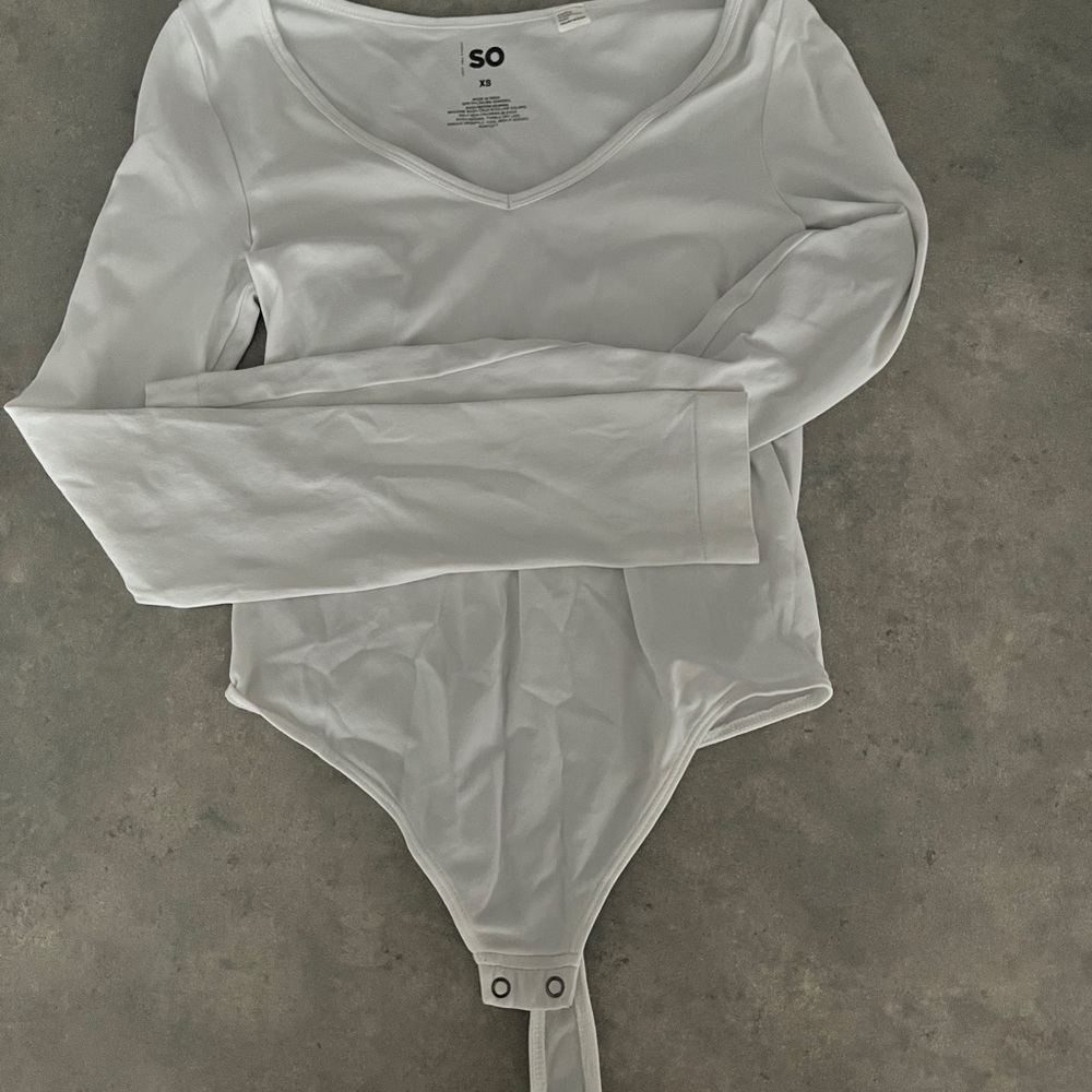Kohl's SO White V-Neck Top